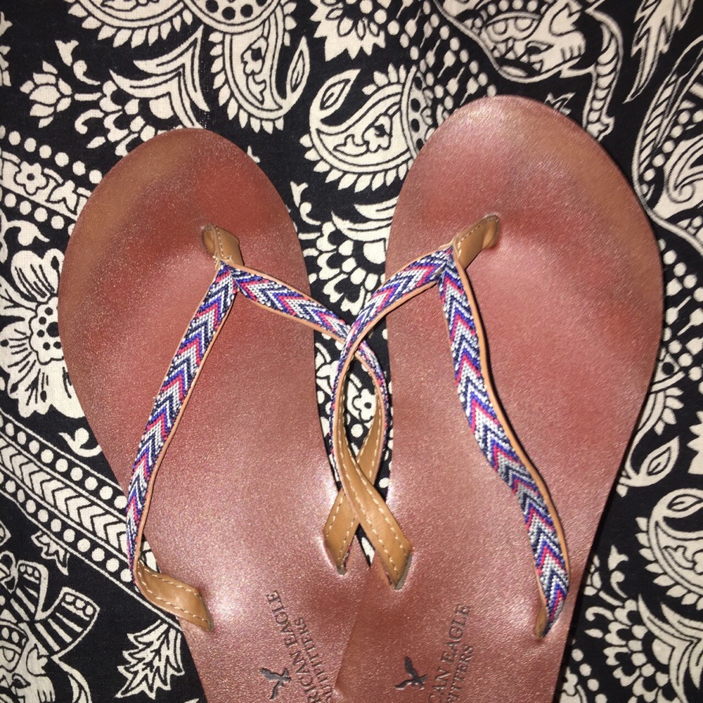 American Eagle Outfitters flip flops